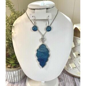 Handmade Blue Gradient Glitter Resin Leaf Jewelry Set – Resin Silver-Tone Set